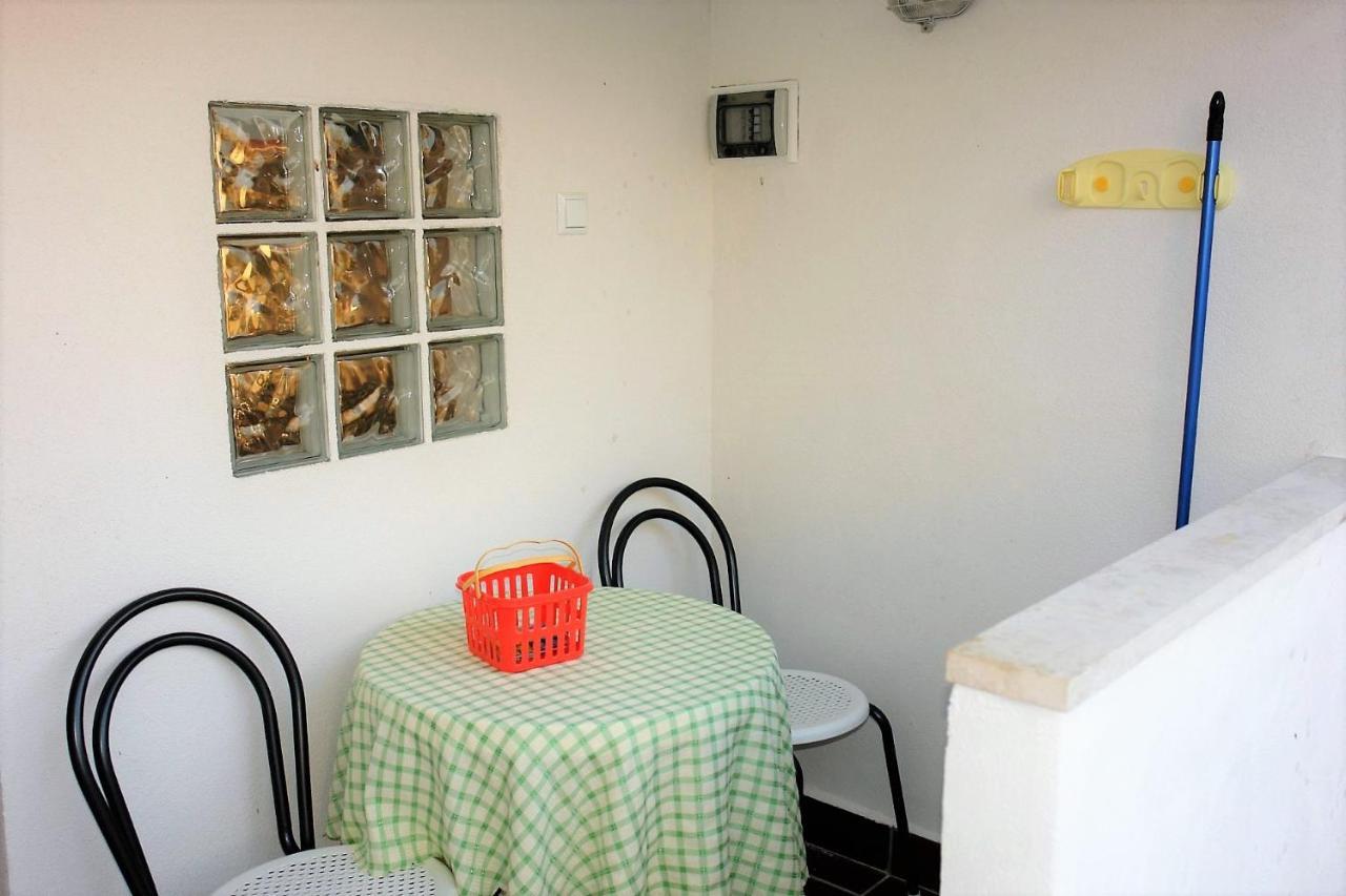 Apartmani Milokanovic Funtana Exterior photo