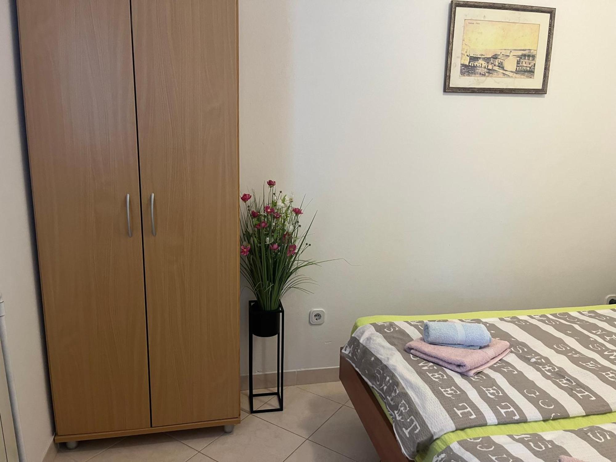 Apartmani Milokanovic Funtana Exterior photo